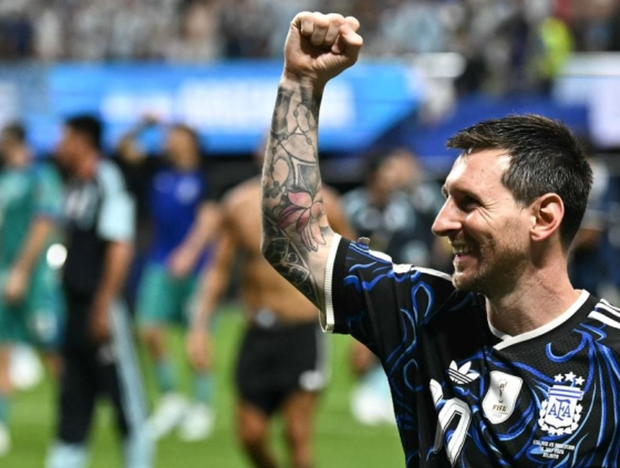 Historia nuk lodhet kurrë nga Messi