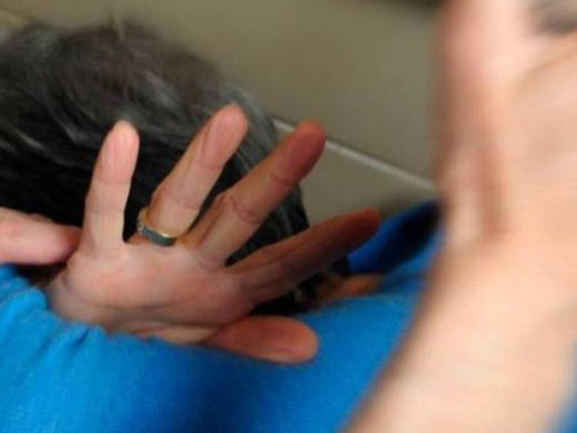 Gruaja shqiptare lëndohet pas një ngjarjeje të rëndë në Greqi