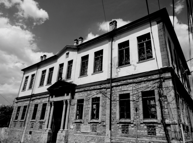 Simboli i dijes dhe miqësisë franko-shqiptare, Liceu Francez rikthehet në Korçë