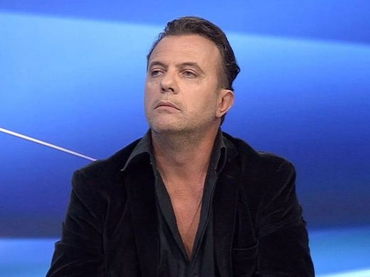 Laert Vasili: Të hapen shtëpitë publike, unë do shkoja