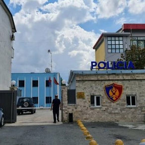 Grabitje me armë në një pikë karburanti, autorët kërcënuan punonjësit…