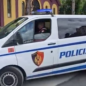Dhunohet gazetari/ Goditet nga bashkëshortja e të dënuarit me burgim të përjetshëm