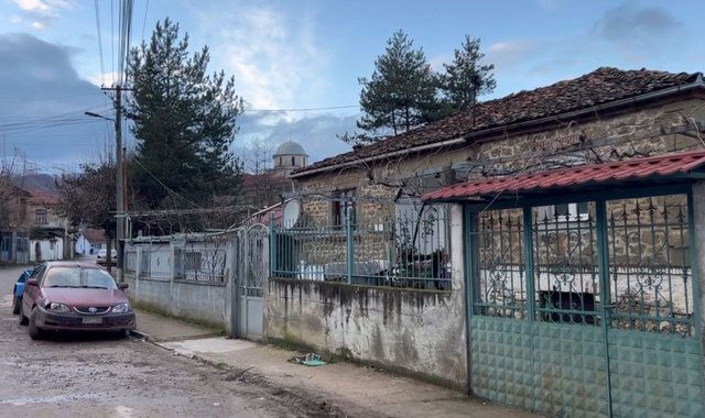 Tërmete të njëpasnjëshme në qarkun e Korçës, epiqendra në Devoll. Në Hoçisht, banorët tregojnë tmerrin