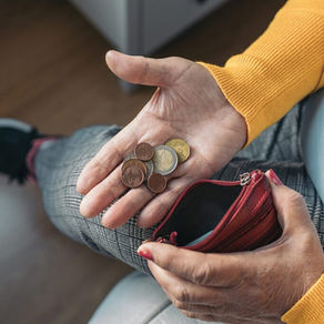 Një bukë, pak vezë dhe… Si mbijeton 23% e shqiptarëve që jeton me 681 lekë në ditë