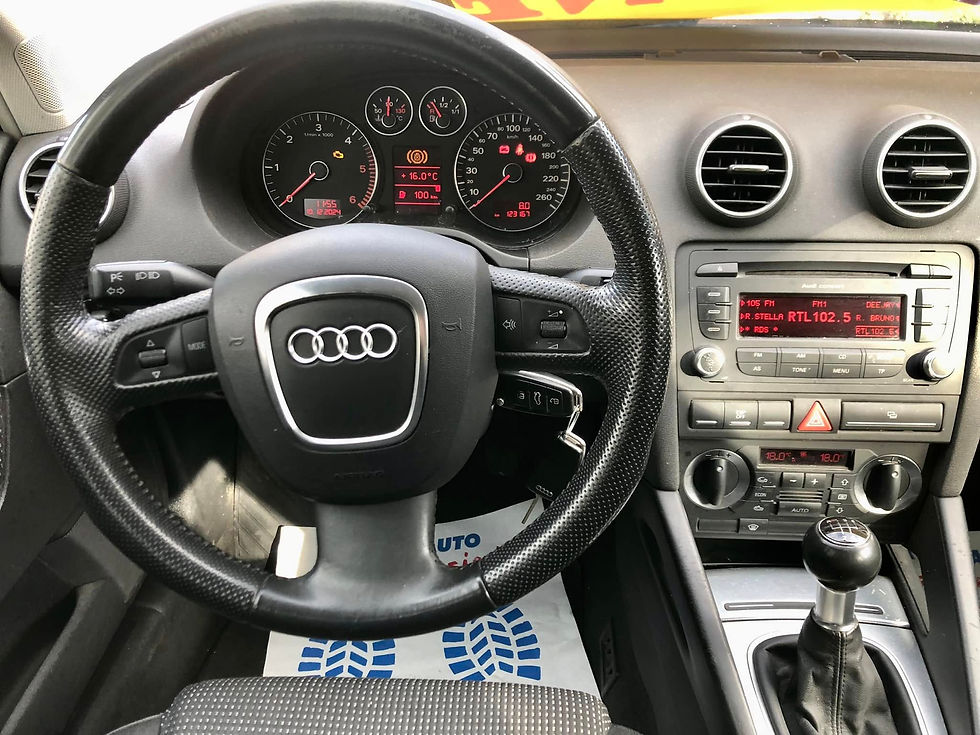 Miniatura: Audi A3 SPortback 1.9 TDI 105CV 5p Attraction-2007