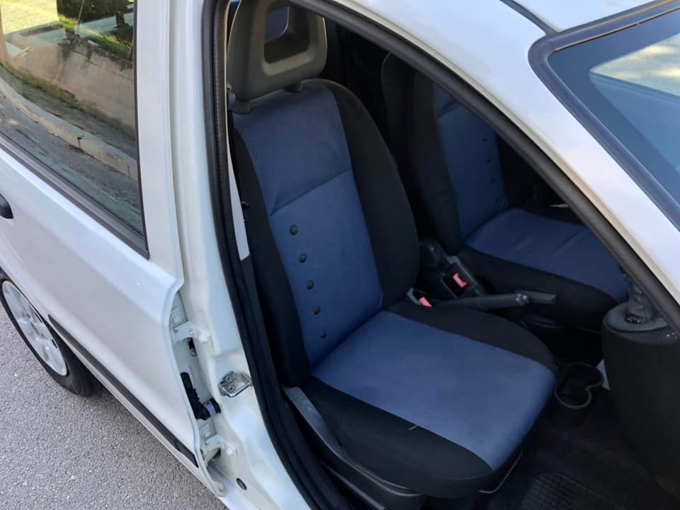 Miniatura: Fiat Panda 1.3 MULTIJET 75CV16V Dynamic-2012