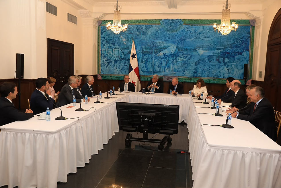 CEOs globales ponen a Panamá en el radar para energía, gas, logística y data centers