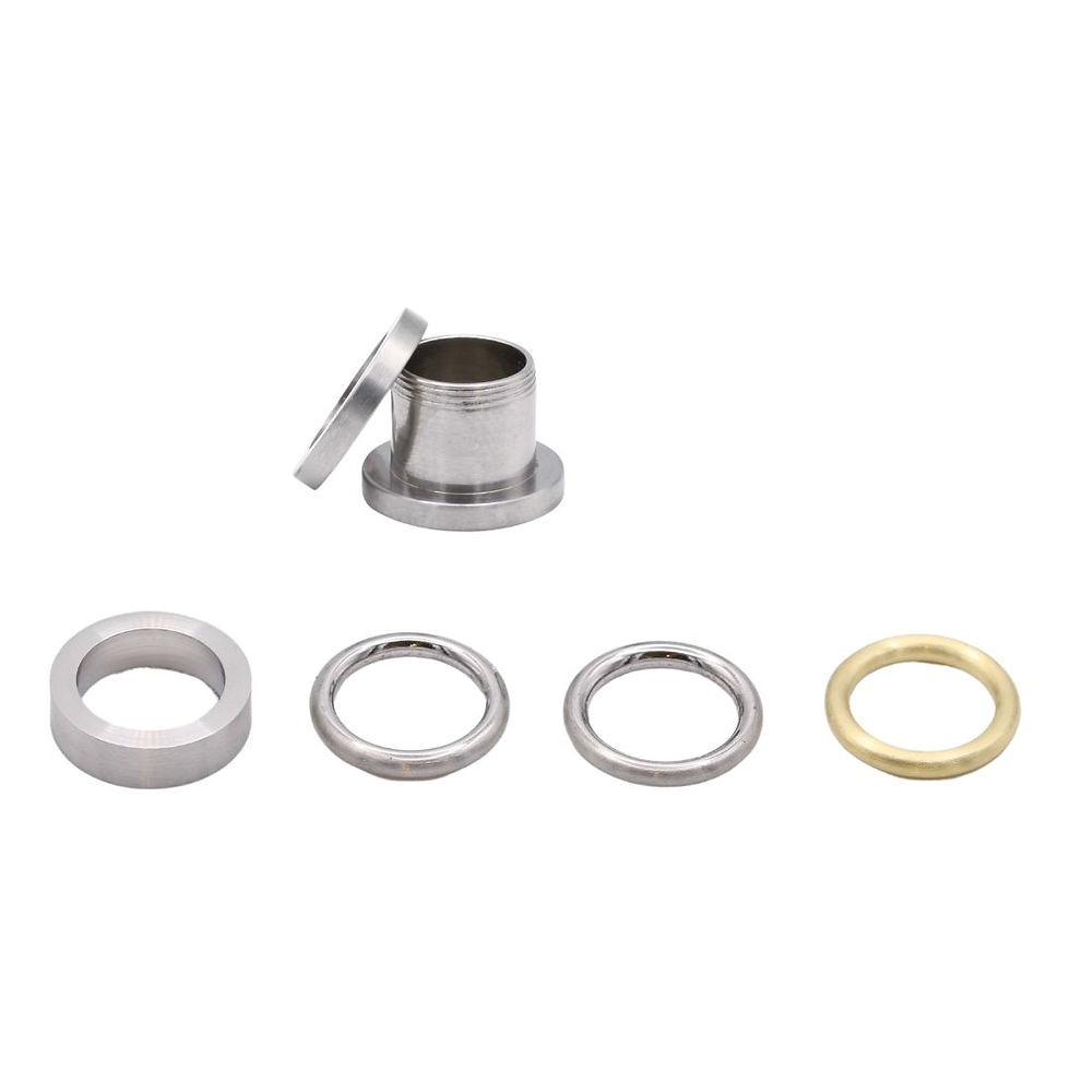 Thumbnail: B-Bolt pendant gold