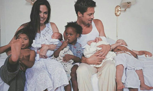 Jolie, Brad e filhos