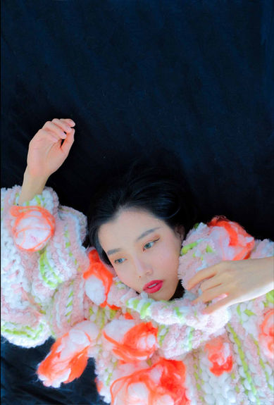 Explore | Art by Li Mo | TERAVARNA