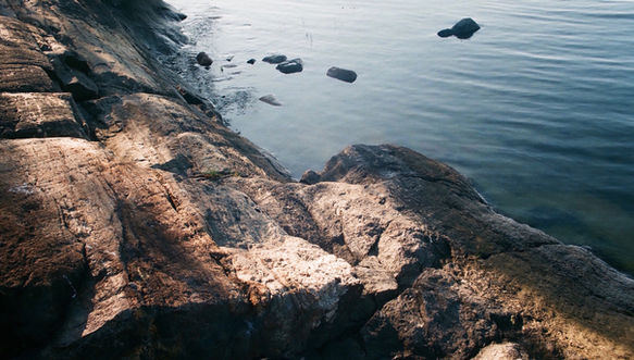 The North Shoreline | Color Photography | Christopher Fowler | TERAVARNA