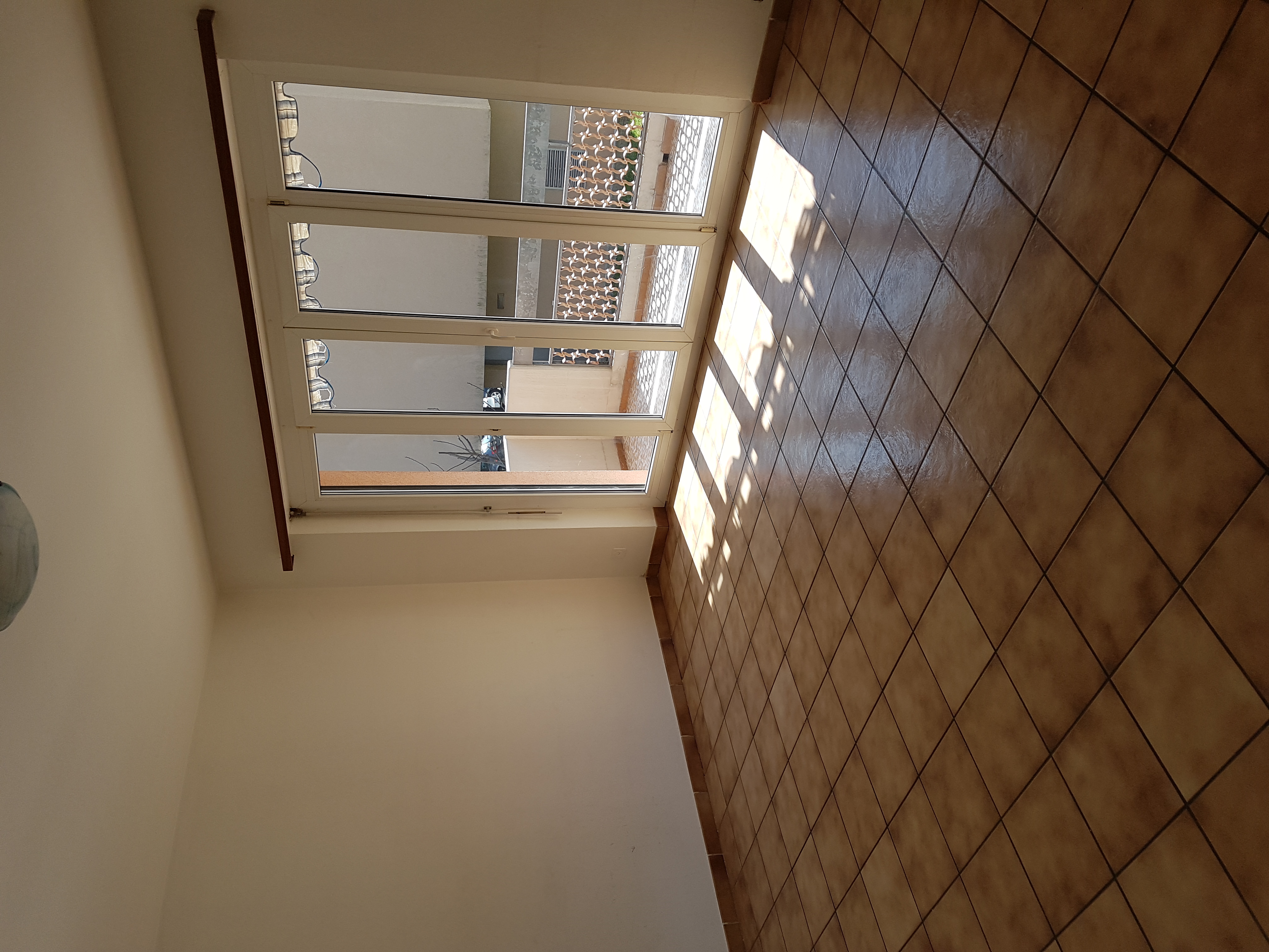 Appartamento con terrazzo spazioso 6513 Monte Carasso 6513 Monte Carasso
