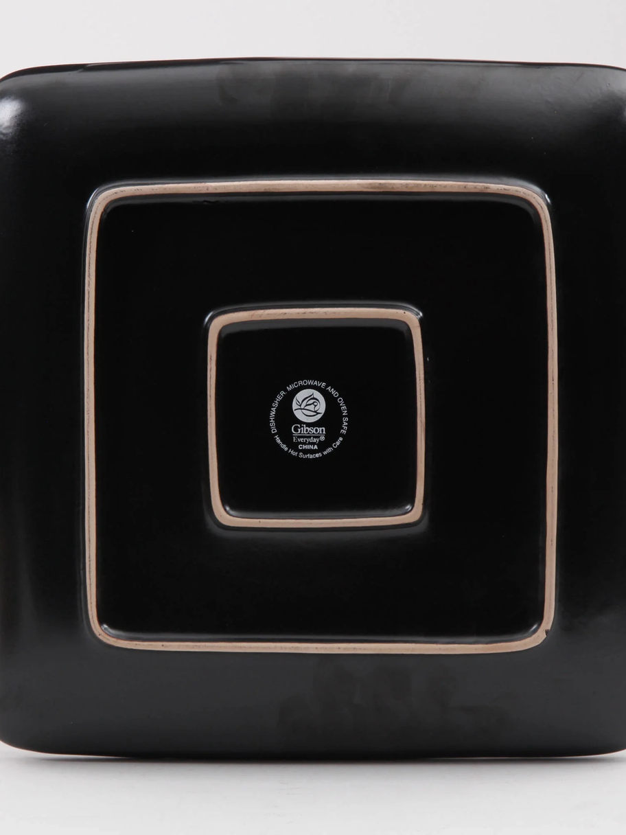 red dinner plate set