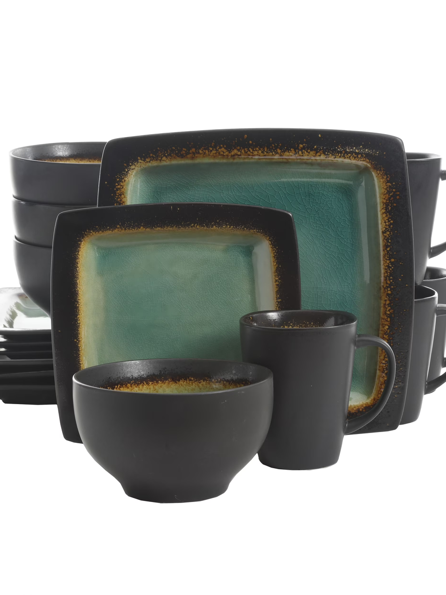 Each plate, bowl and mug features a beautiful crackle glaze finish that results in individually unique crackle patterns that