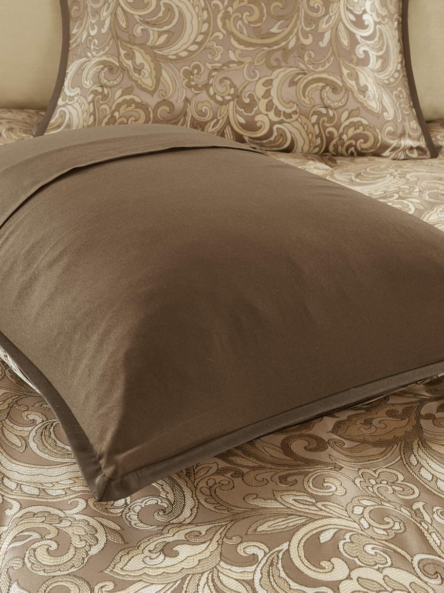 100% Faux Silk STYLE - Modern traditional elegant style cozy comforter set, so you can update your bedroom decor with a luxur