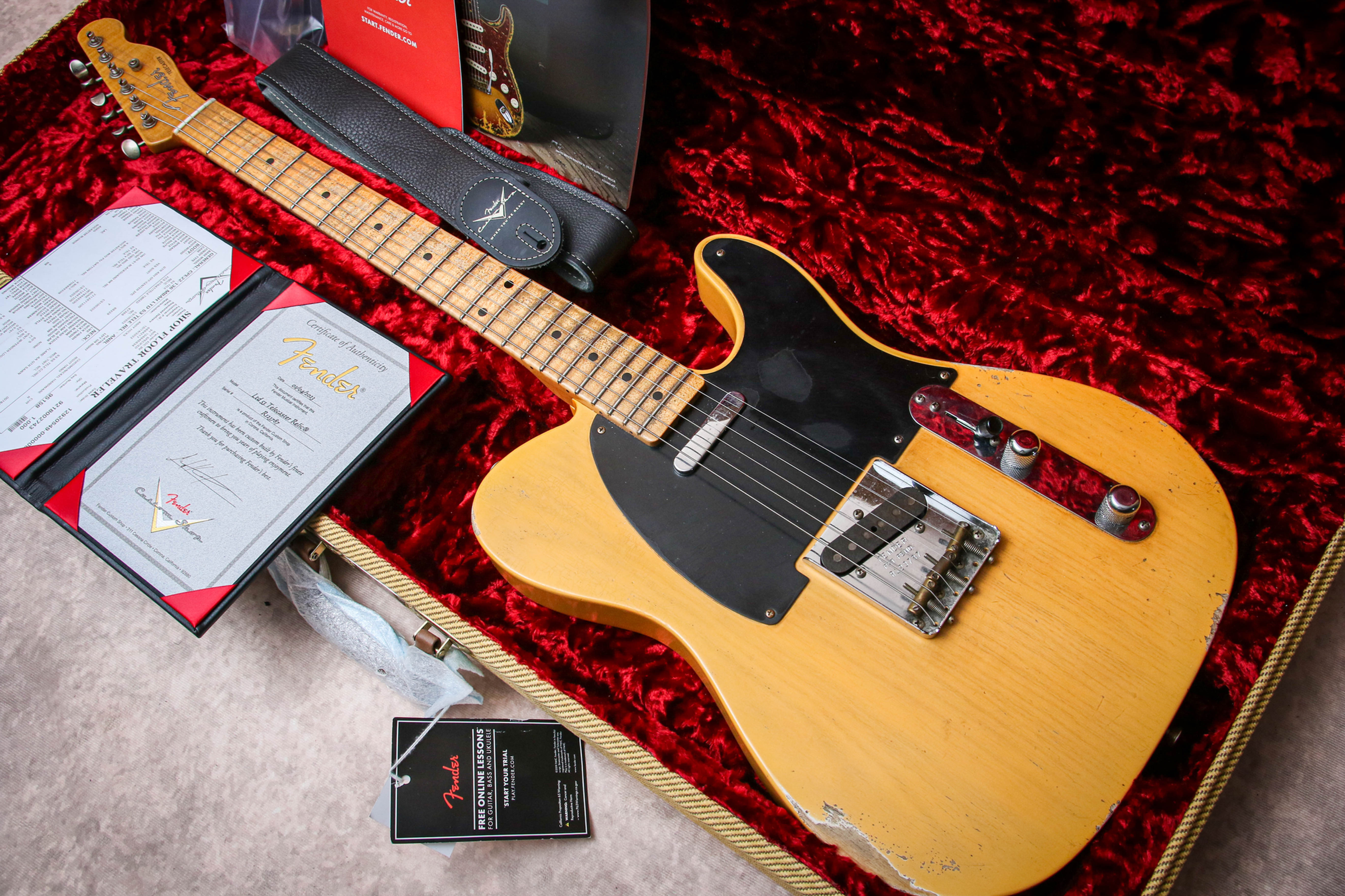 FENDER USA Masterbuilt Ltd '53 Reissue Telecaster Relic *Andy Hicks Butterscotch