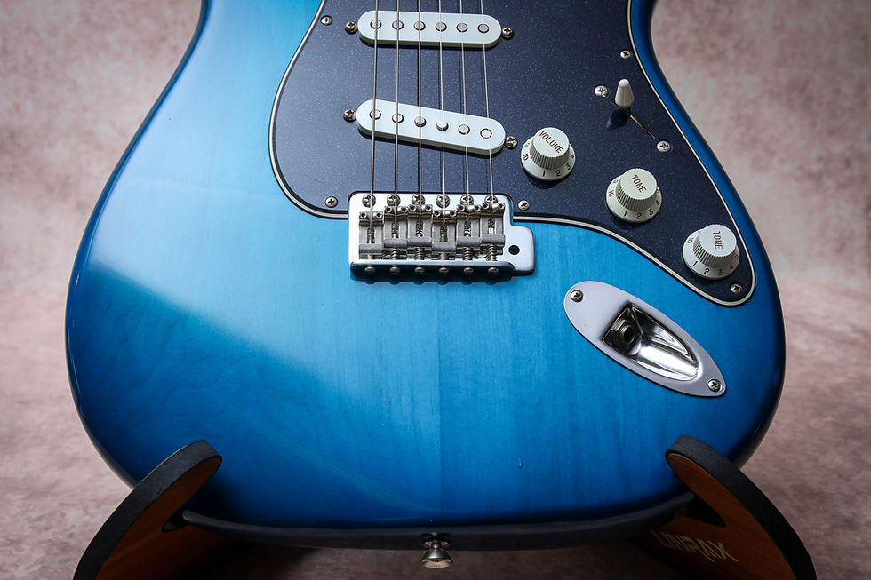 Thumbnail: FENDER MIJ Hellecasters Limited Edition '97 Jerry Donahue Stratocaster Sapphire