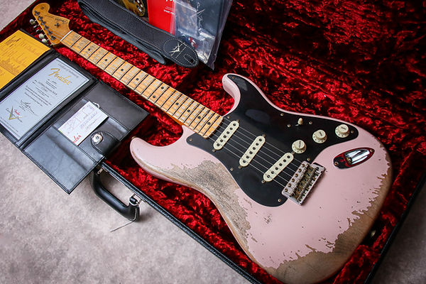 FENDER USA Custom Shop LTD Poblano Stratocaster Super Hvy Relic " Shell Pink"