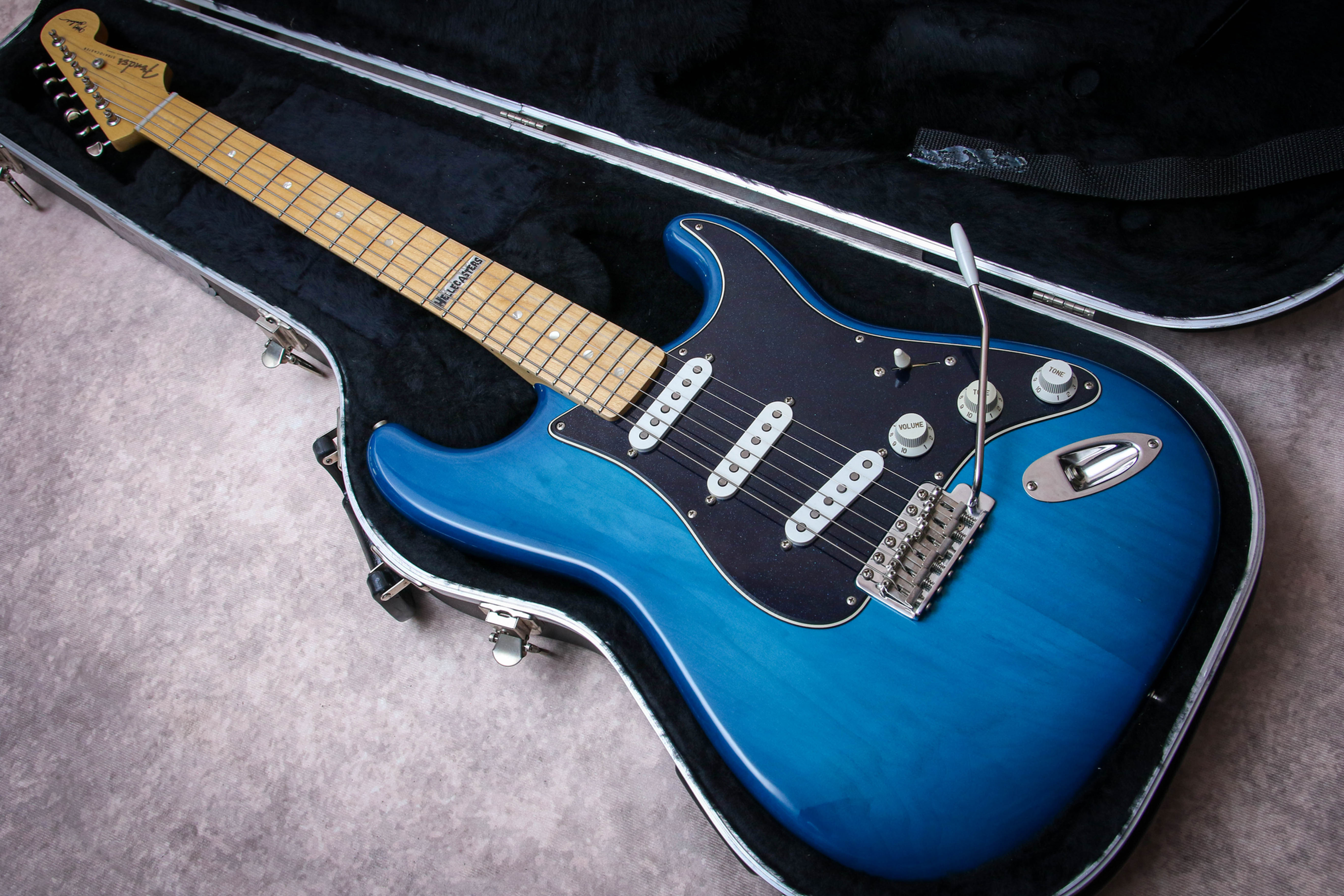 FENDER MIJ Hellecasters Limited Edition '97 Jerry Donahue Stratocaster Sapphire