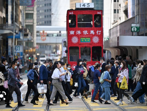 Hong Kong Bank, Tech professionals earn more than their counterparts in Singapore, BI reports