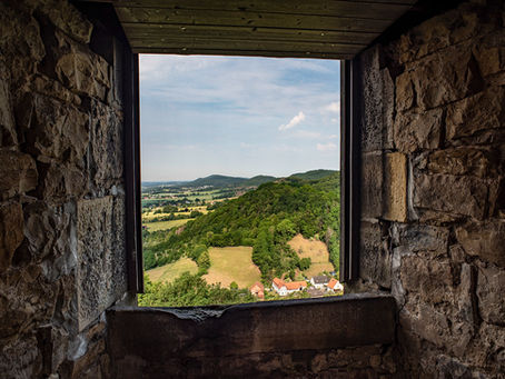 Mit Büchern das Weserbergland entdecken