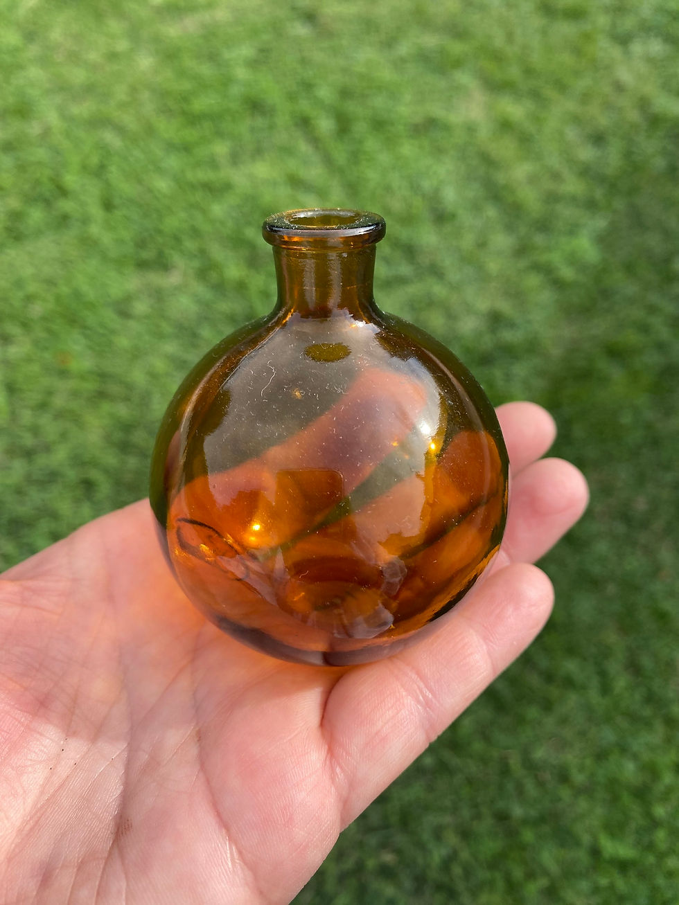 Miniature : Mini flacon ambré 
