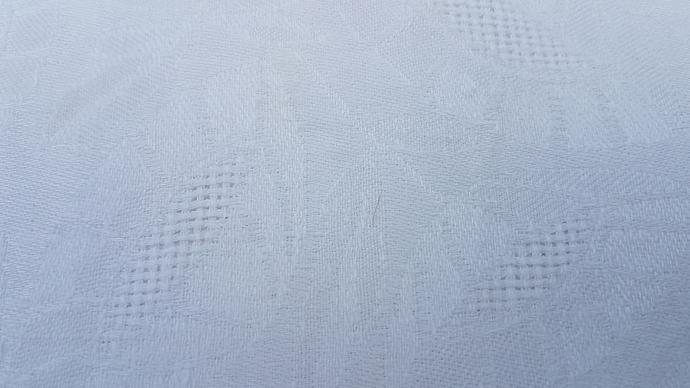 Miniature : Nappe en lin damassée avec monogramme JC  brodé et 12 serviettes assoorties