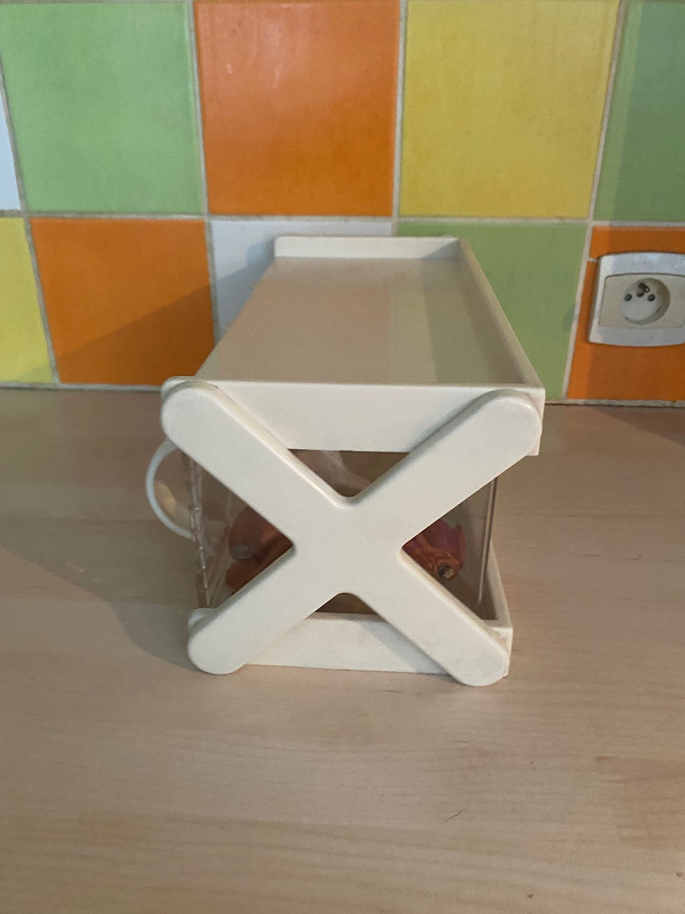 Miniature : Étagère pour aromates vintage