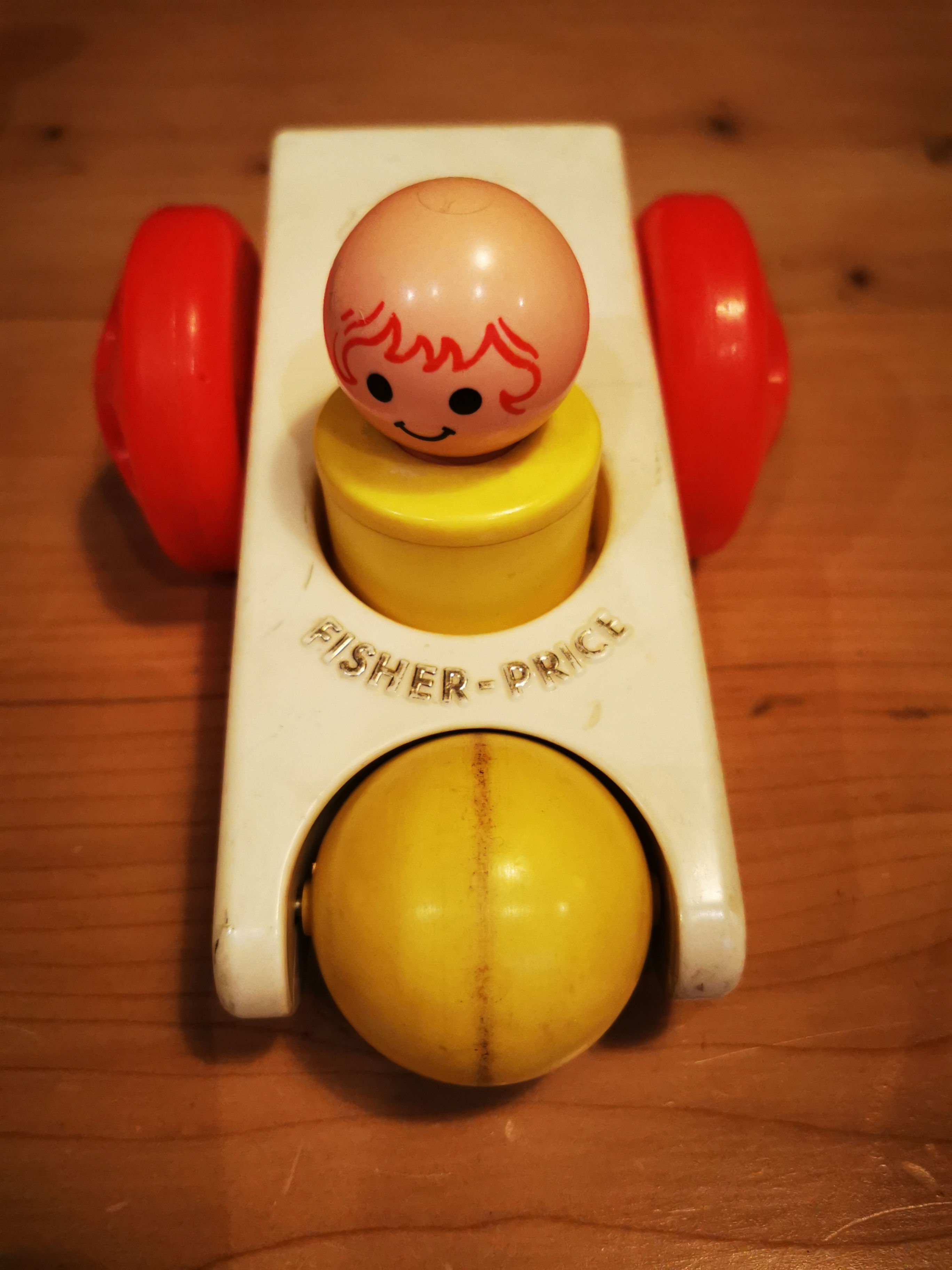 Véhicule et personnage fisher price 1er âge