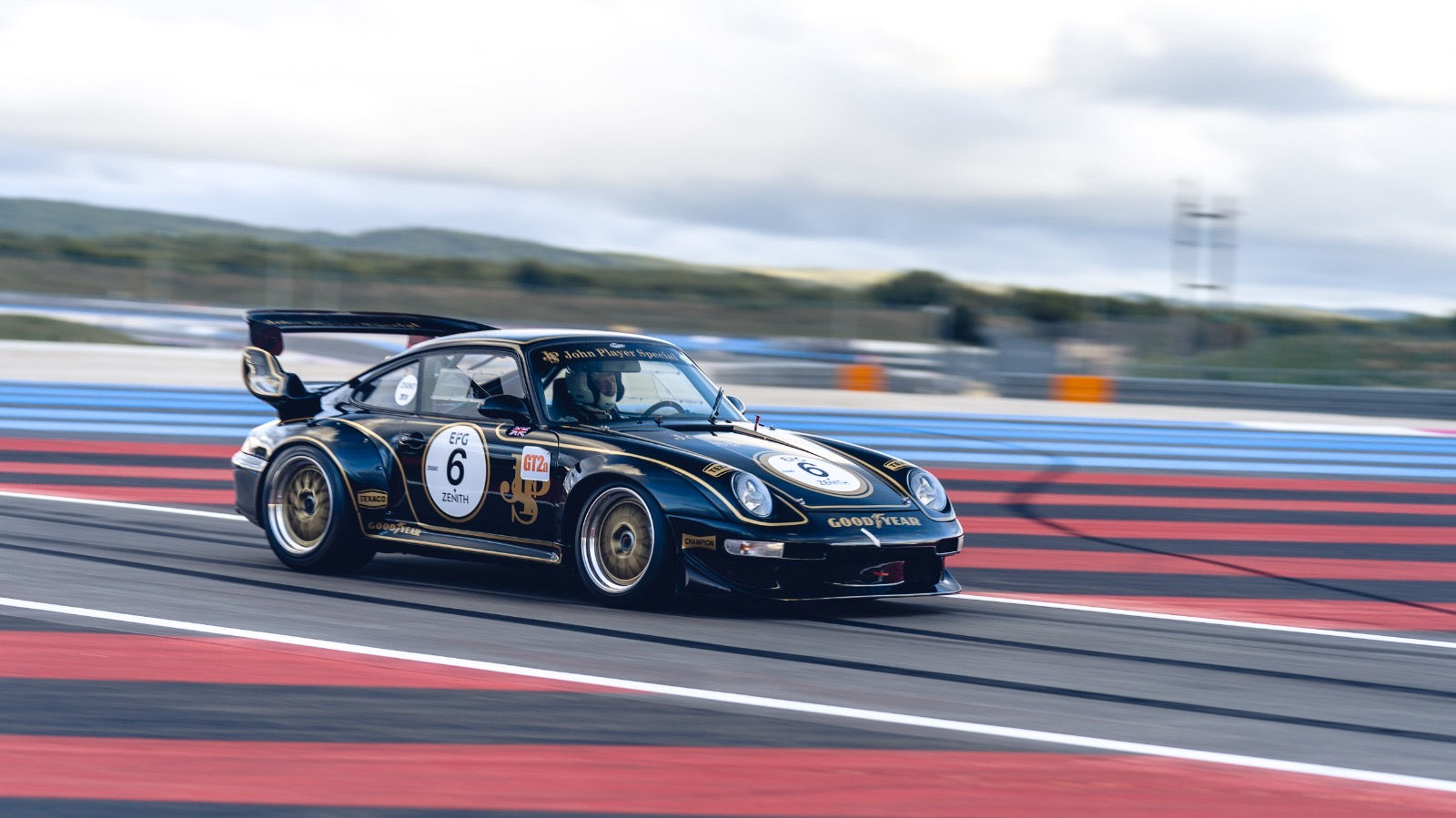 PORSCHE 993 GT2 SPEC