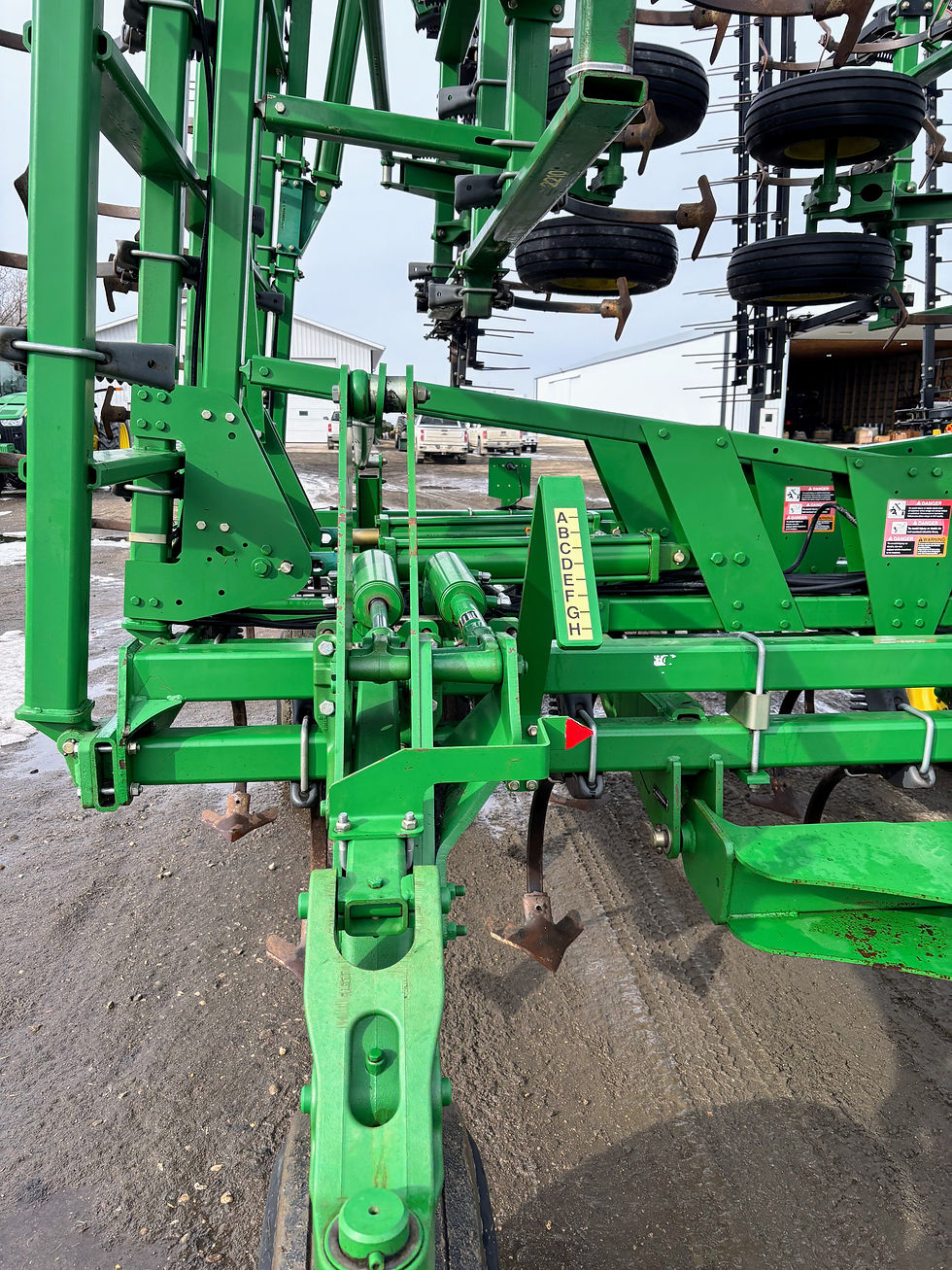 Thumbnail: 56ft John Deere 2210 Field Cultivator