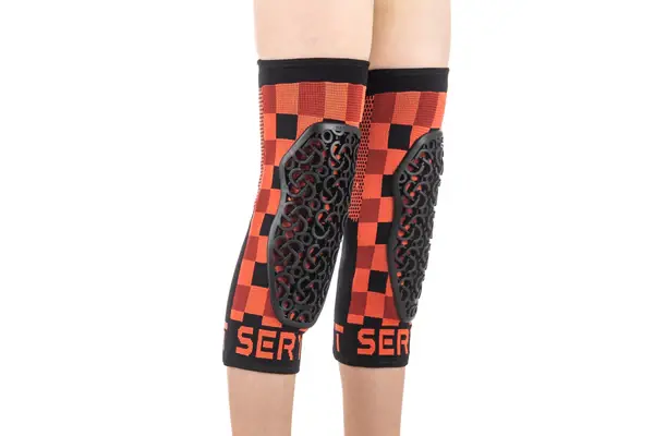 SERYT Youth Knee Pads Checker Red