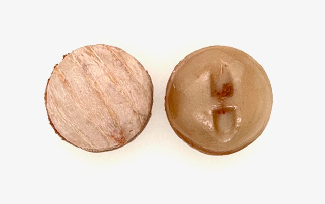 Thumbnail: Celluloid Button 1940s (R934)