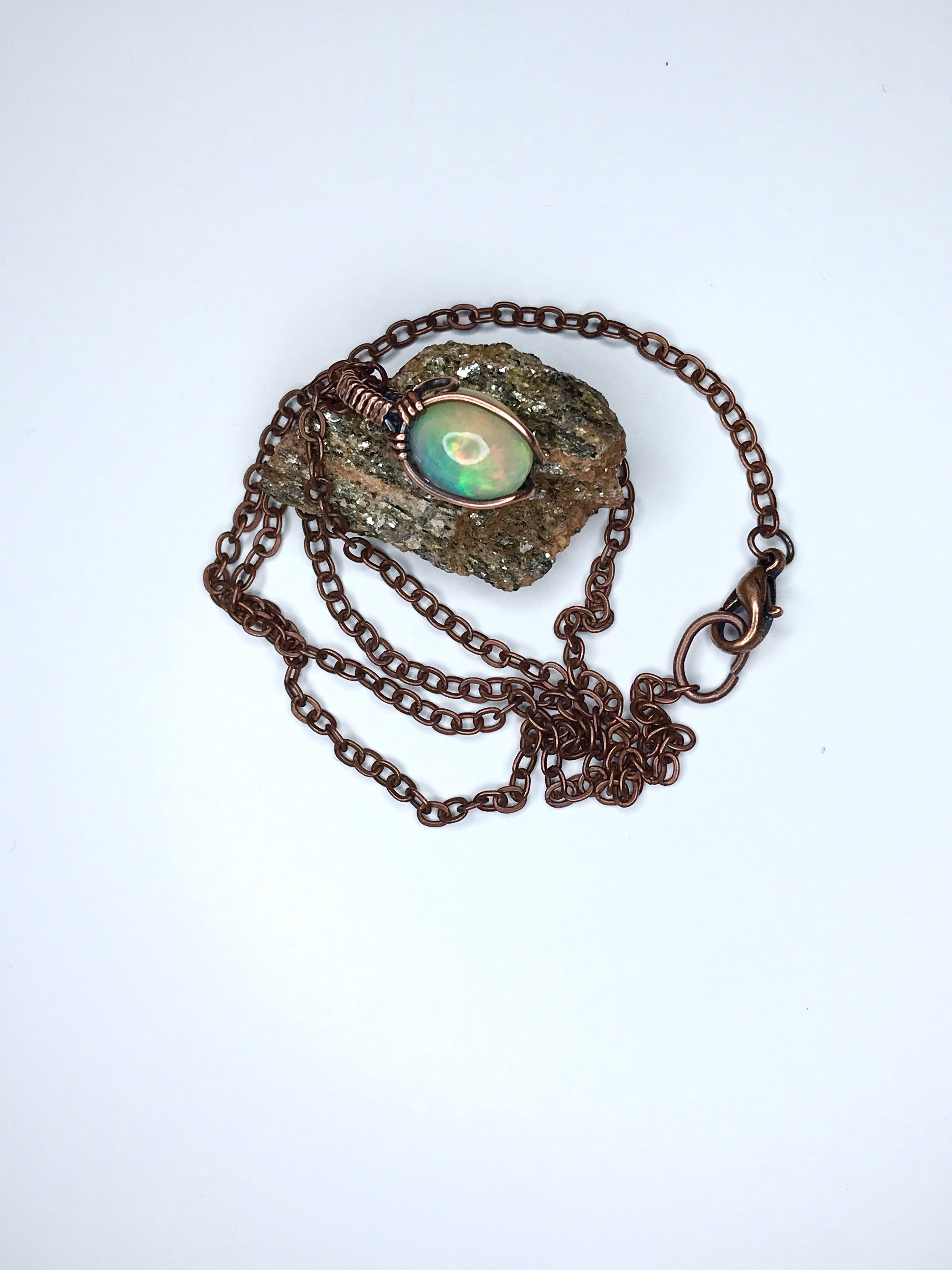 Pendentif Opale 2.47 ct