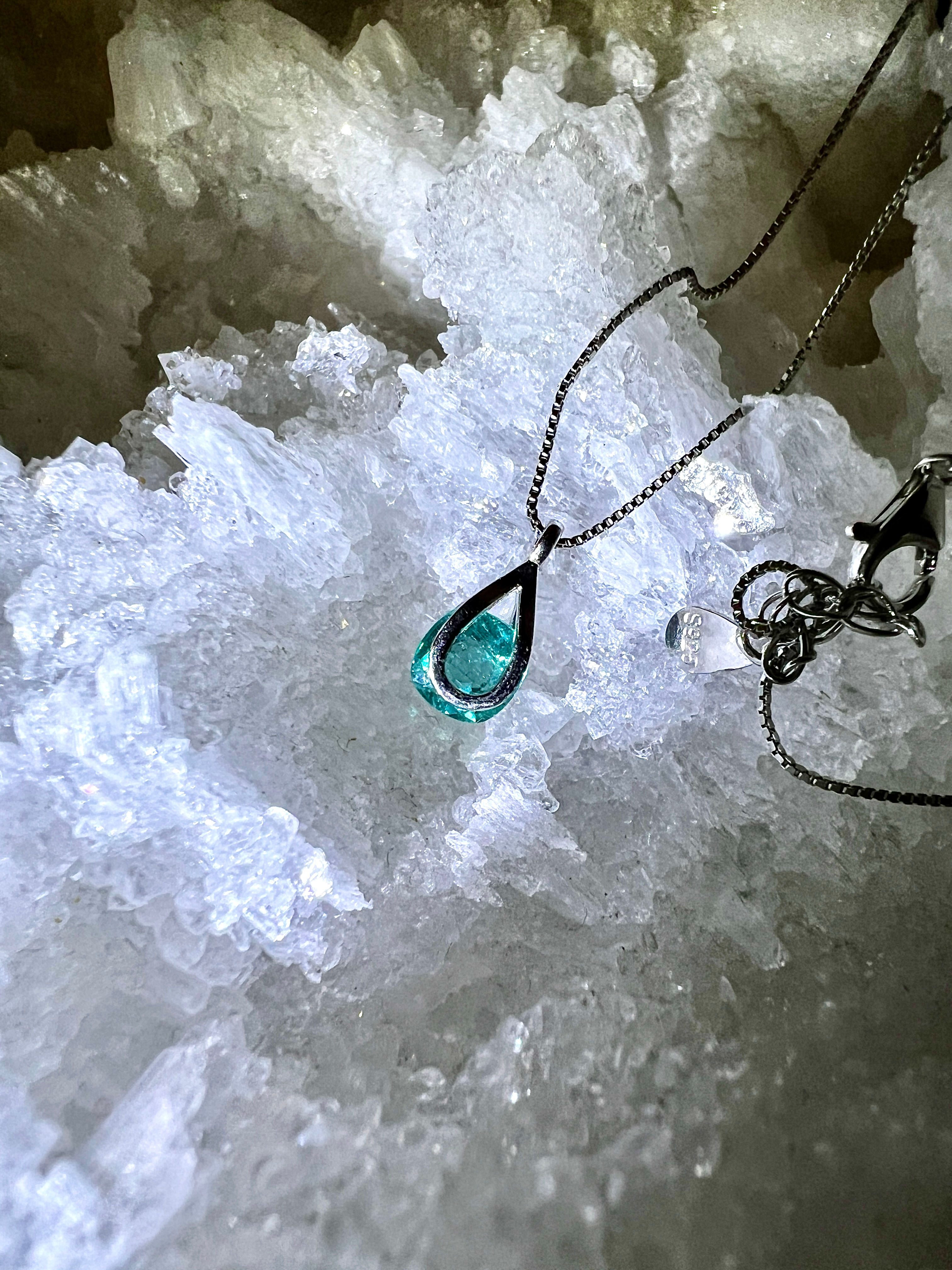 Collier Apatite 0.9 ct
