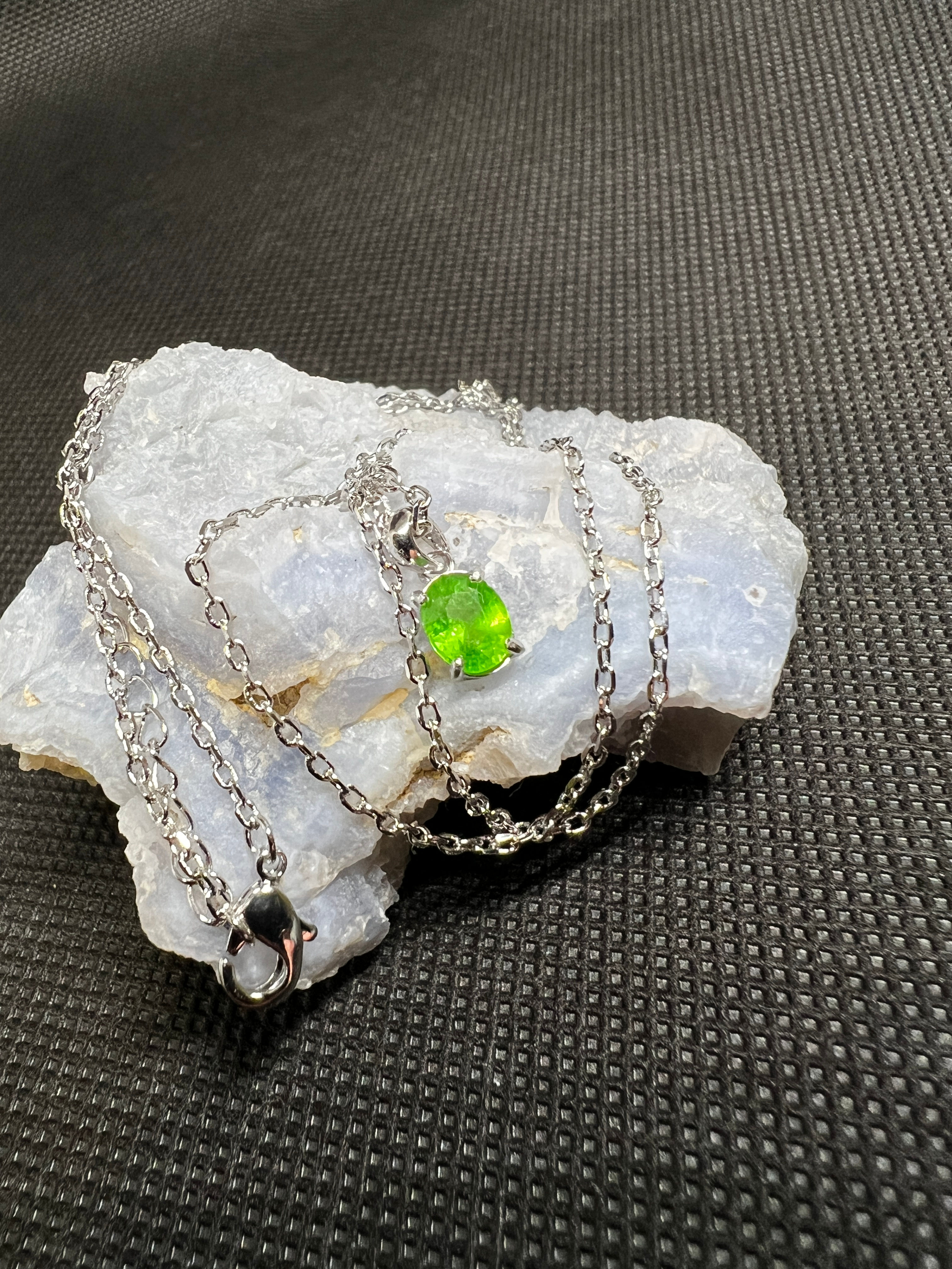 Collier Tsavorite 0,85 ct