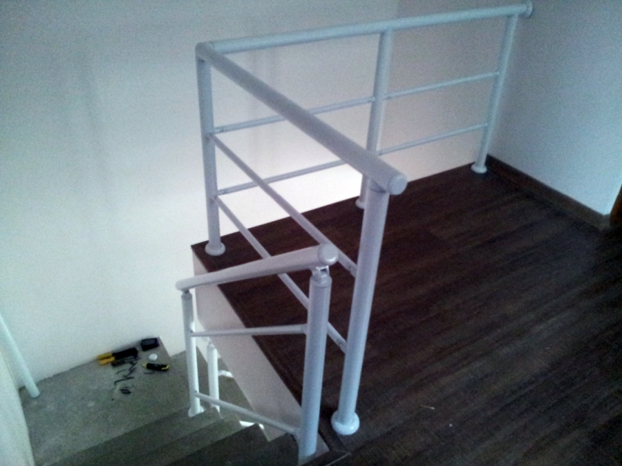 guarda-corpo-e-corrimao-de-aluminio_212288.jpg