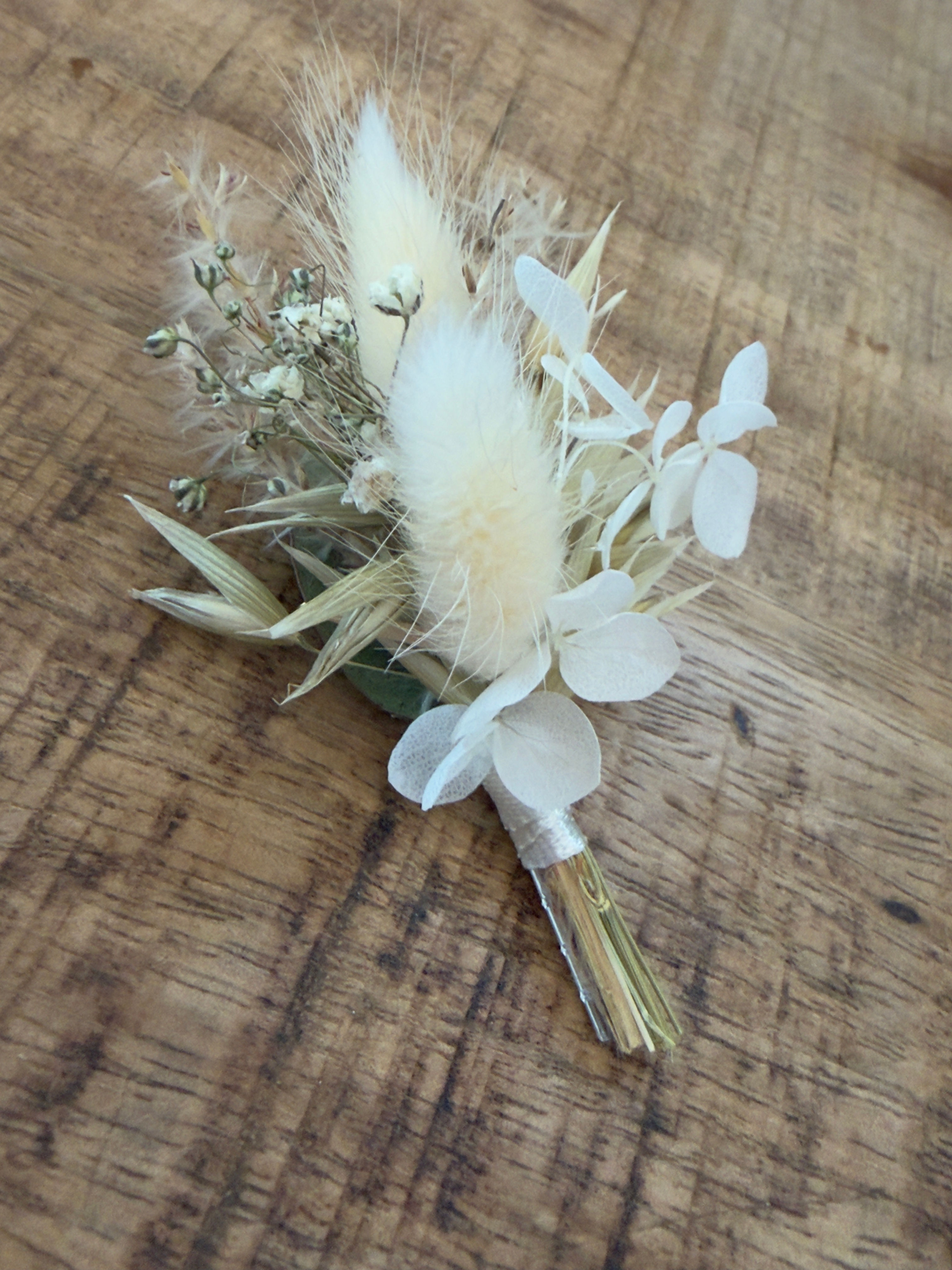 Boutonnière costume marie fleurs séchées - mariage