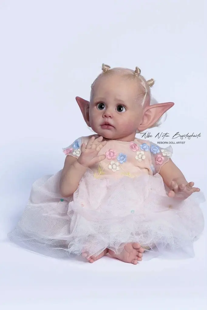Thumbnail: Flower the elf by Olga Auer8