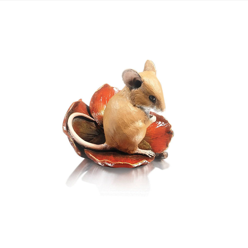 Thumbnail: Mouse & Poppy Woodland Sculpture