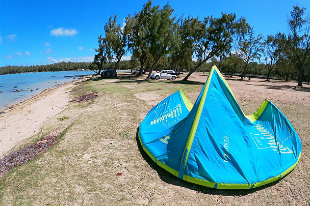 Kiteaholic Bastard Kite School Mauritius - Kite spot Anse La Raie - Beach and Bay in Mauritius North