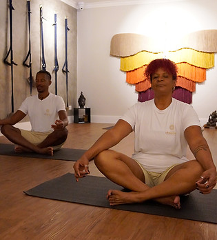 Yoga-Namorados.jpg