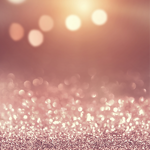 Paillettes lumineuses rose nude , symbole d'une ambiance apaisante pour un rituel Elles Coconning & Lueur Féminine