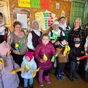 Kovo 11-osios popietė sujungė kartas