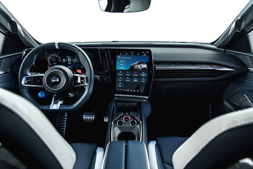 Neue Alpine A390 im Test - Innenraum mit Infotainment (2026)