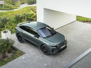Neuer Audi Q4 e-tron 2026 Sportback - Premium Elektro SUV - Frontansicht schräg von oben