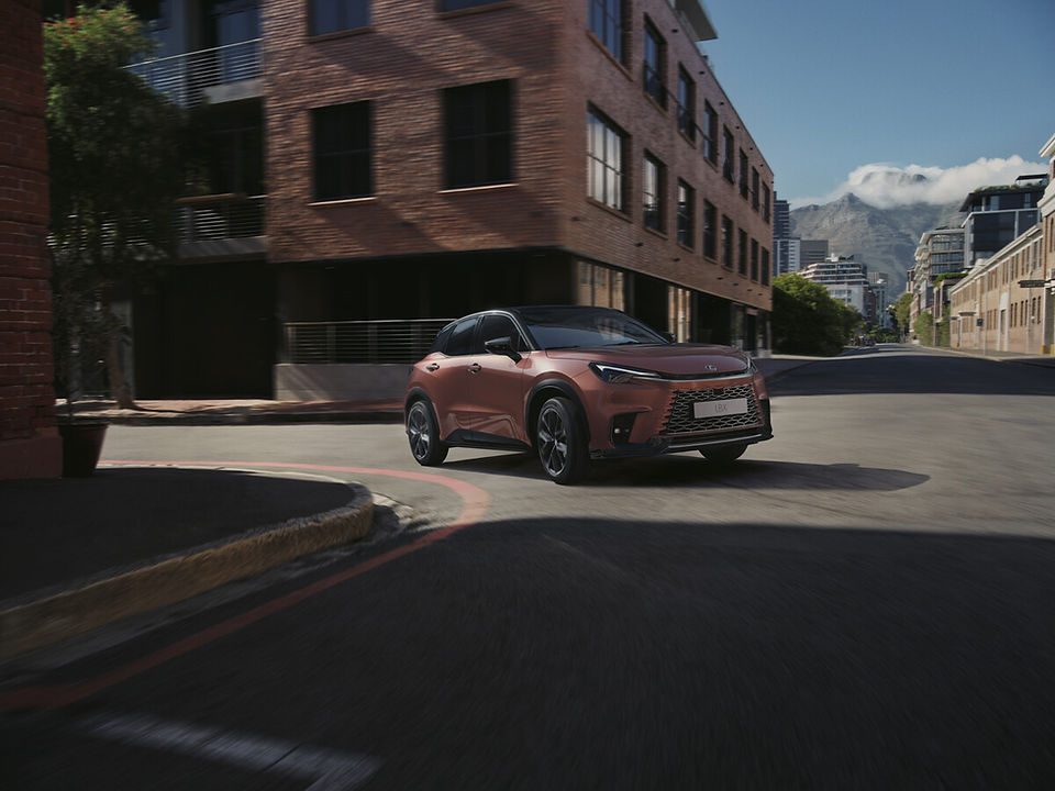 Lexus LBX Cool 2025 Außendesign Frontansicht