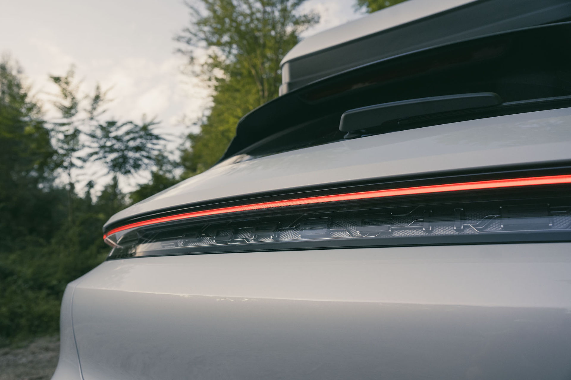 Porsche Taycan Cross Turismo Turbo S 2023 Heckleuchte