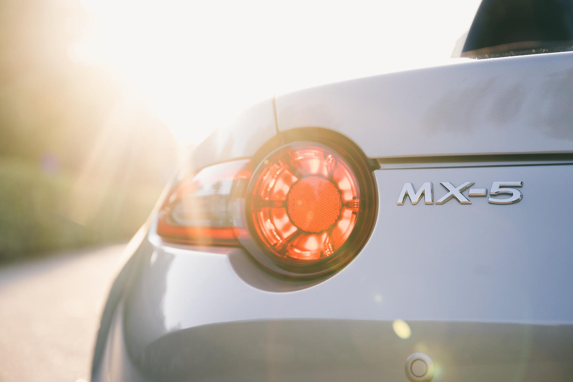 Mazda MX-5 Roadster Kazari 2024 LED Rückleuchte