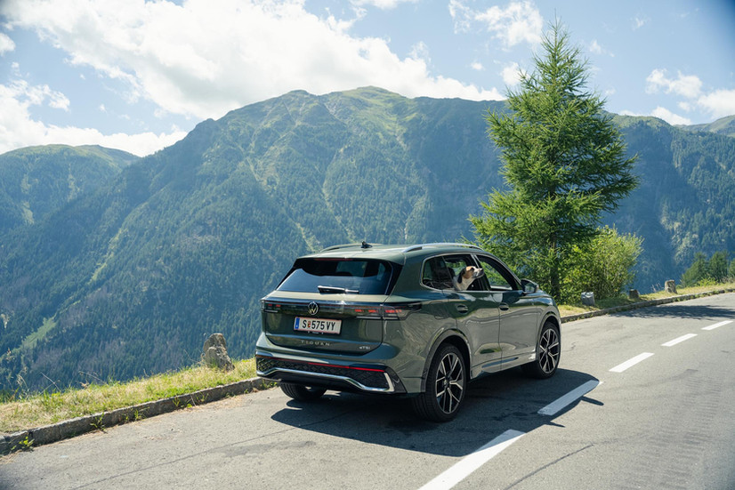 VW Tiguan R Line 2024 Heckansicht